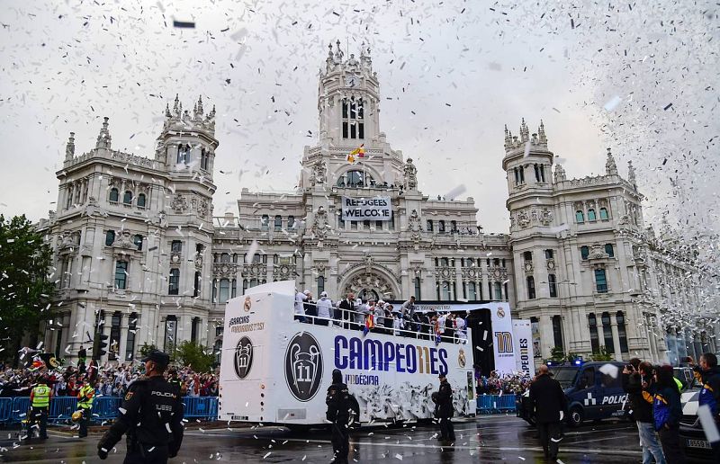 Los jugadores llegan a Cibeles a las 7.30 del domingo