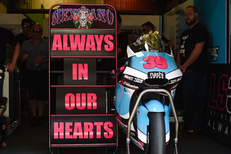 El equipo de Luis Salom le rinde su particular homenaje.