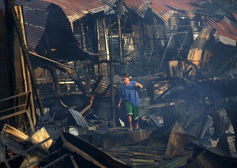 UN INCENDIO DEJA SIN HOGAR A 200 FAMILIAS