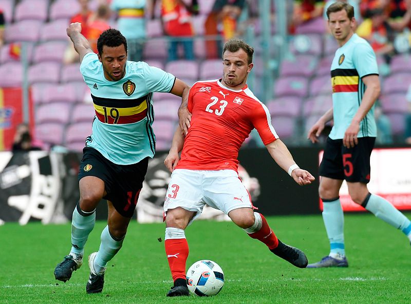 Shaqiri llega en su mejor momento para Suiza