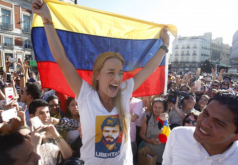 Campaña #RescataVenezuela en la Puerta del Sol de Madrid