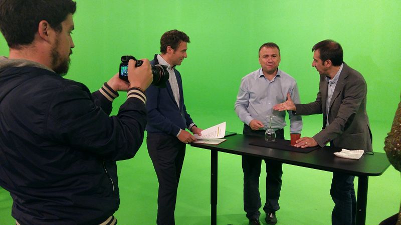 El mago Luis Boyano nos enseñará a hacer algunos trucos de magia