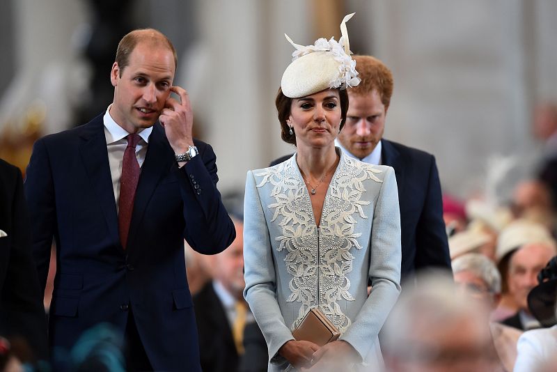 Los duques de Cambridge, William y Kate, en la misa en la catedral de San Pablo