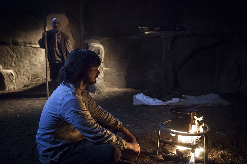 Águila Roja - Gonzalo, recluido en una cueva