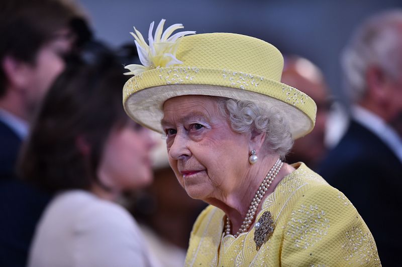 La reina británica durante el oficio en la catedral de San Pablo