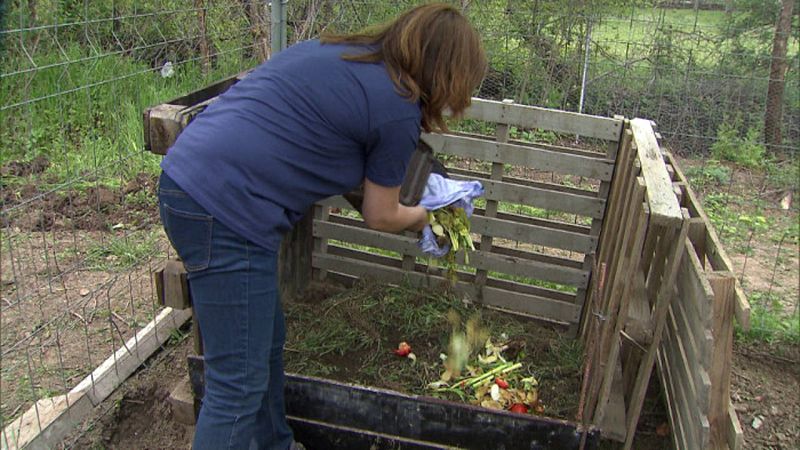 Compostaje comunitario en Navalafuente, Madrid.