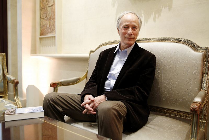 EL ESCRITOR ESTADOUNIDENSE RICHARD FORD SE ALZA CON EL PREMIO FEMINA 2013