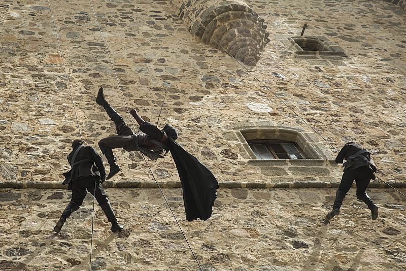 Águila Roja - Águila en el aire