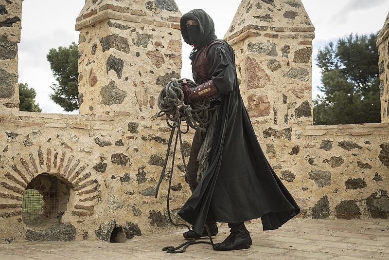Águila Roja - Águila, en la fortaleza
