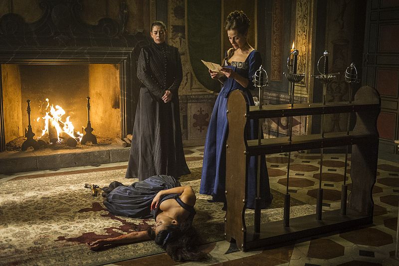 Águila Roja - Lucrecia lee la nota de suicidio de Irene