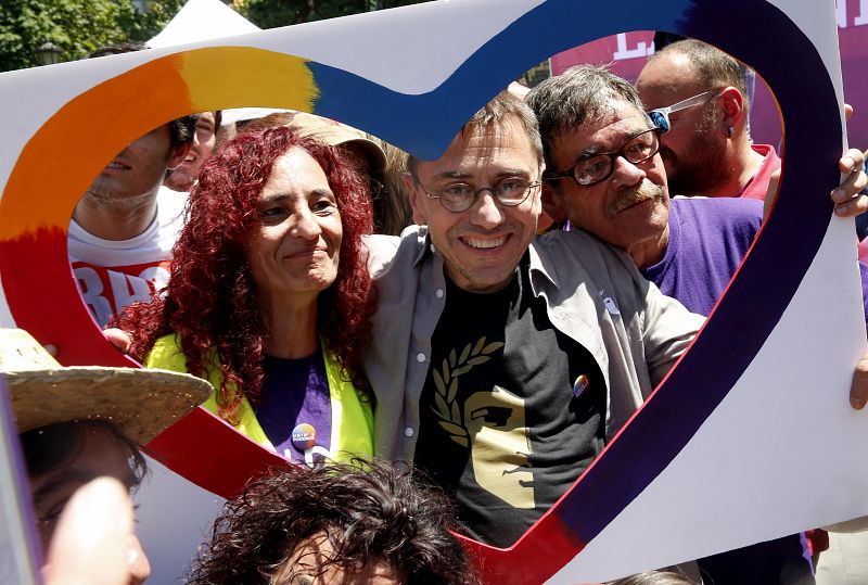 El cofundador de Podemos Juan Carlos Monedero, en el mitin central de la campaña de Unidos Podemos en Asturias.