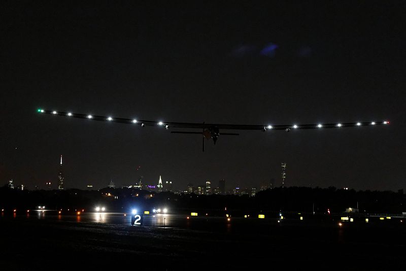 Solar Impulse 2 inicia su vuelo transatlántico