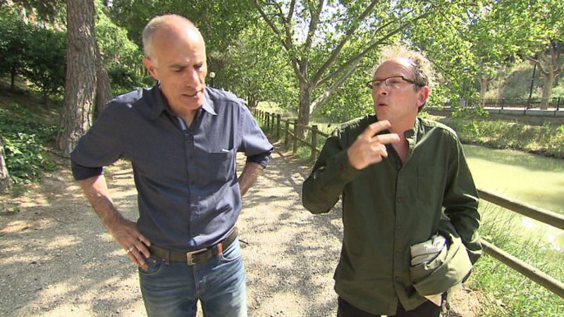 José Javier Gracia, a la derecha participó en el redactado de las alternativas al recrecimiento del pantano de Yesa.