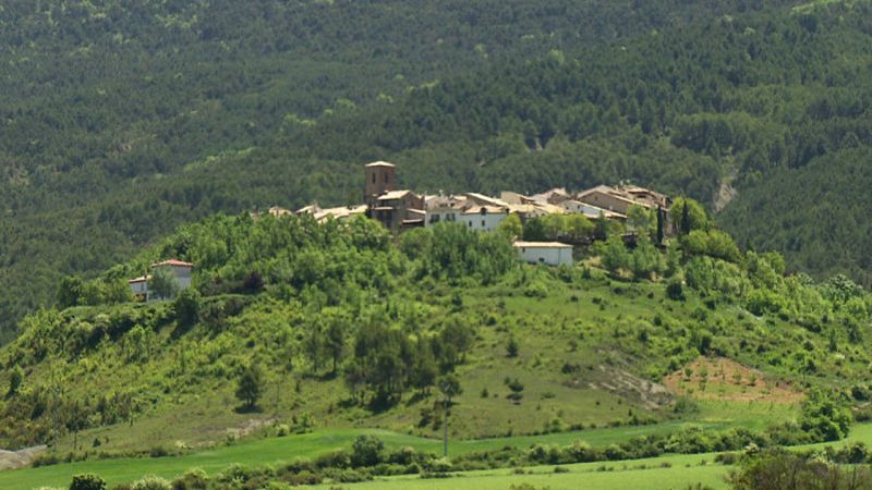 El pueblo de Artieda sufrirá la inundación de algunas de sus mejores tierras de cultivo.