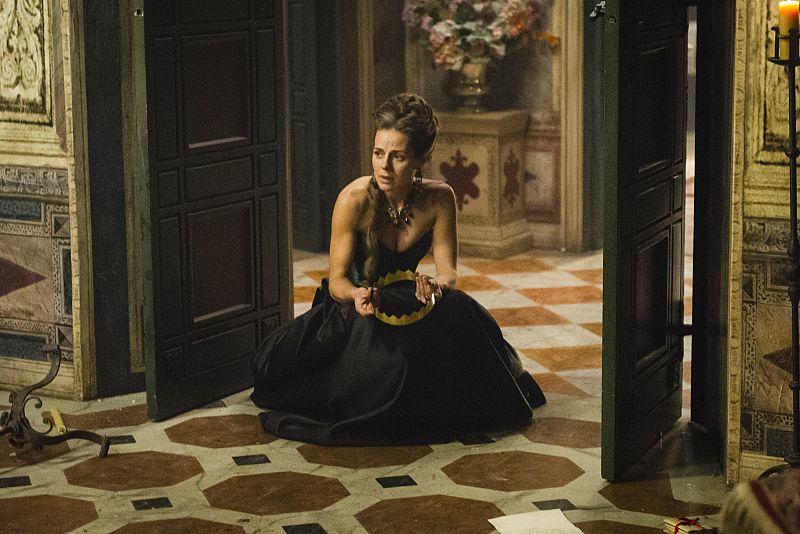 Lucrecia sufre por Hernán