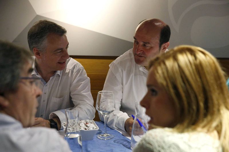 NOCHE ELECTORAL EN EL PNV