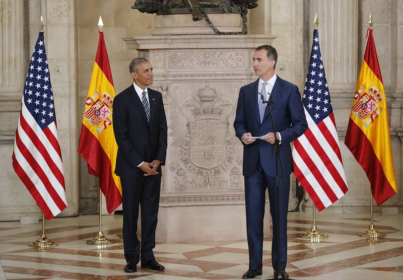 Felipe VI recibe a Obama en el Palacio Real