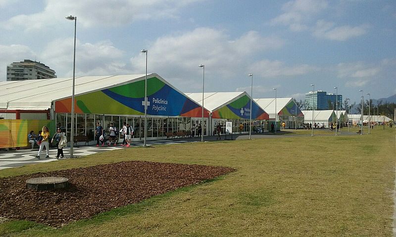 Un gran Centro Médico trata a los atletas insatalados en la Villa.