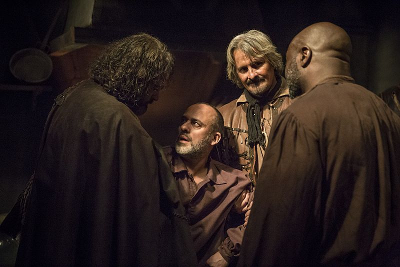 Águila Roja - Sátur, acorralado