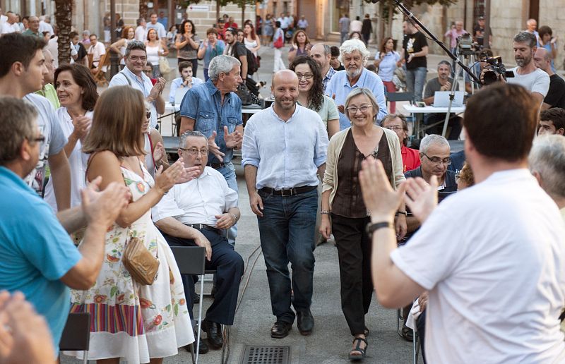 ACTO EN MAREA EN VERIN