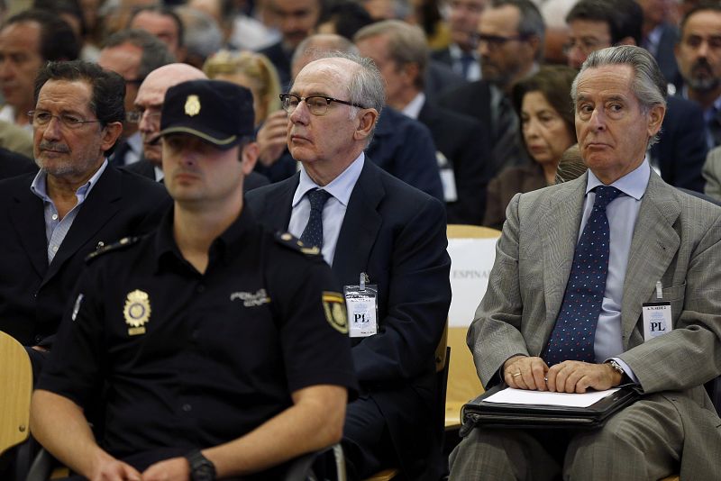 Rato y Blesa se sientan en el banquillo de la Audiencia Nacional