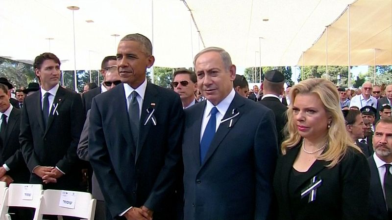Obama junto a Netanyahu antes de la ceremonia