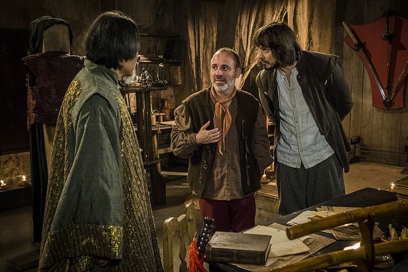 Águila Roja - Sátur conoce al maestro de Gonzalo