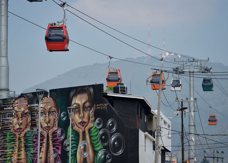 El Mexicable, primer teleférico de transporte urbano de México