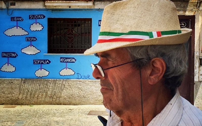 La pared más internacional de Riace