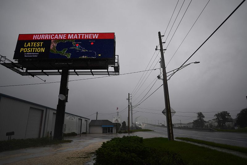 El paso del huracán Matthew, en imágenes