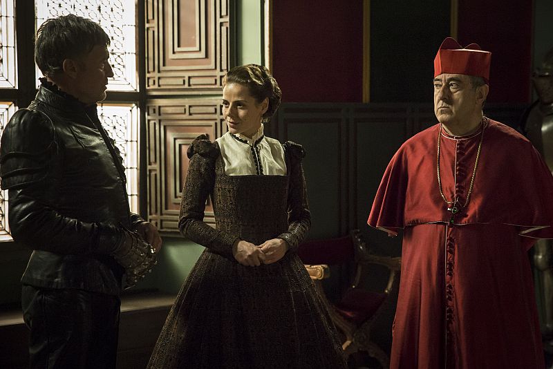 Águila Roja - Hernán, Lucrecia y Mendoza