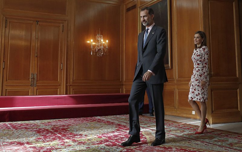 Los reyes llegan a la audiencia previa a la ceremonia