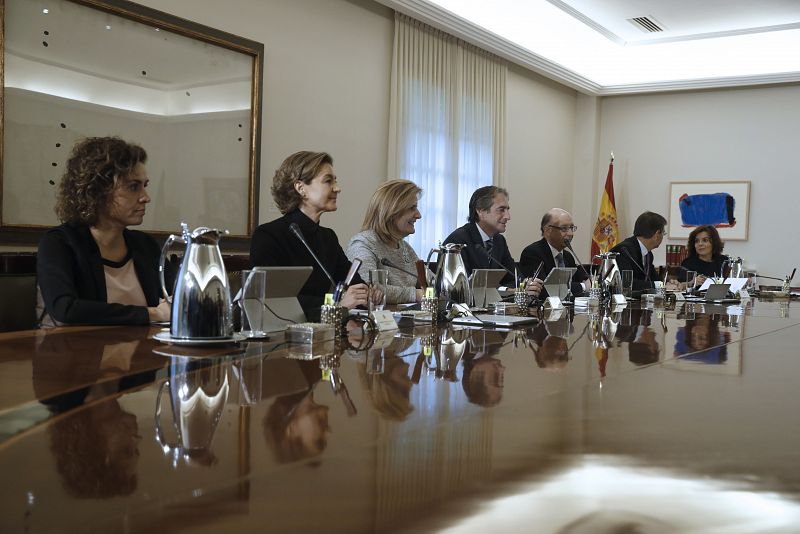 Se celebra el primer Consejo de Ministros del nuevo gobierno de Rajoy