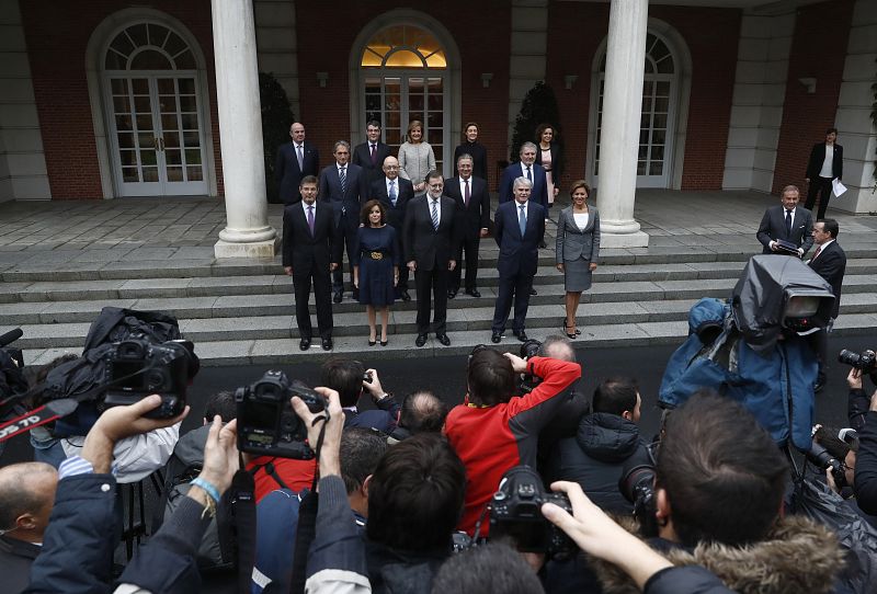 Foto de familia del nuevo Gobierno de España