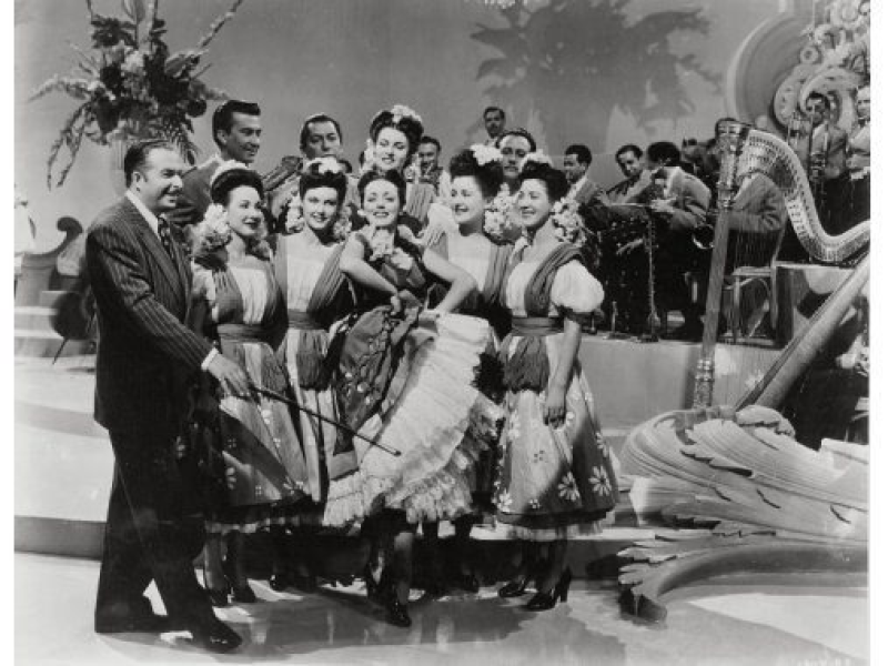 Una típica escena de baile de las películas de Xavier Cugat