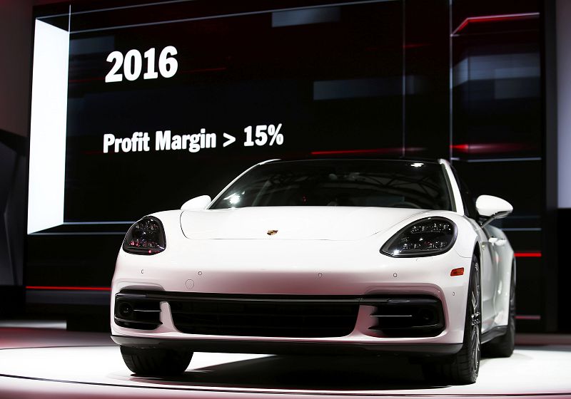 Porsche presenta el nuevo 2017 Porsche Panamera executive hybrid