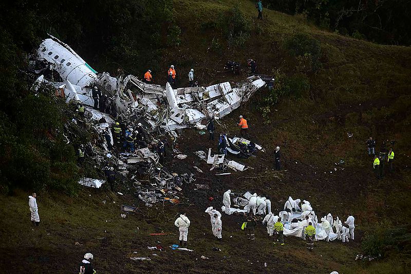 Las primeras hipótesis apuntan a que el avión sufrió problemas eléctricos.