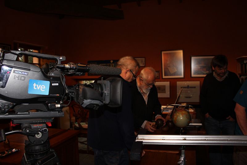 Un momento del rodaje del documental sobre Gonzalo Suárez