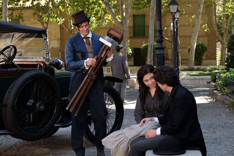 Cavestany ejerciendo de paparazzi