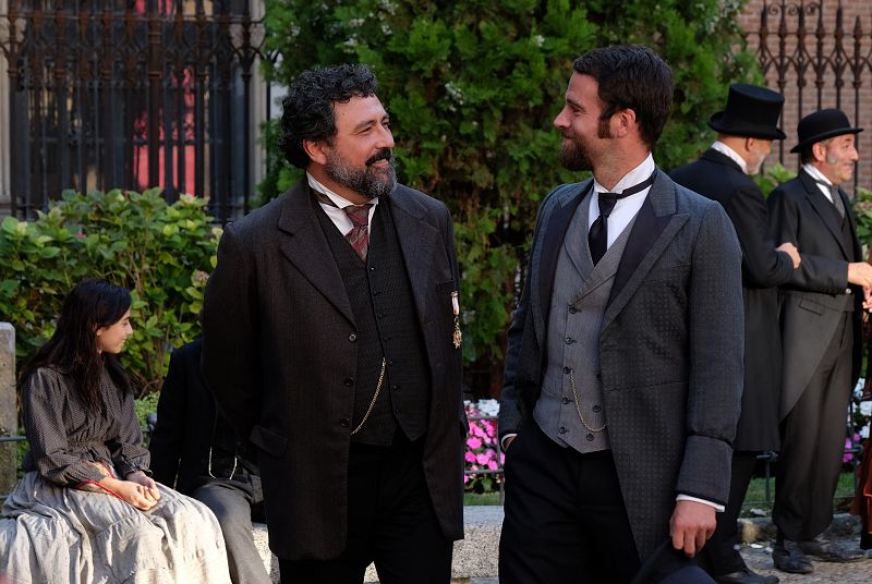 Giralda y Víctor, entre risas y miradas cómplices