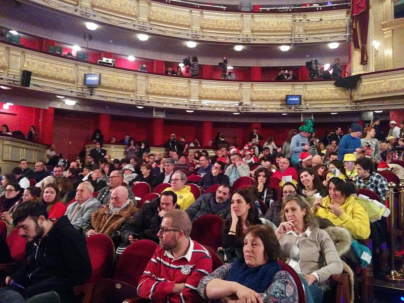 Interior del Teatro Real de Madrid, aguardando la suerte...