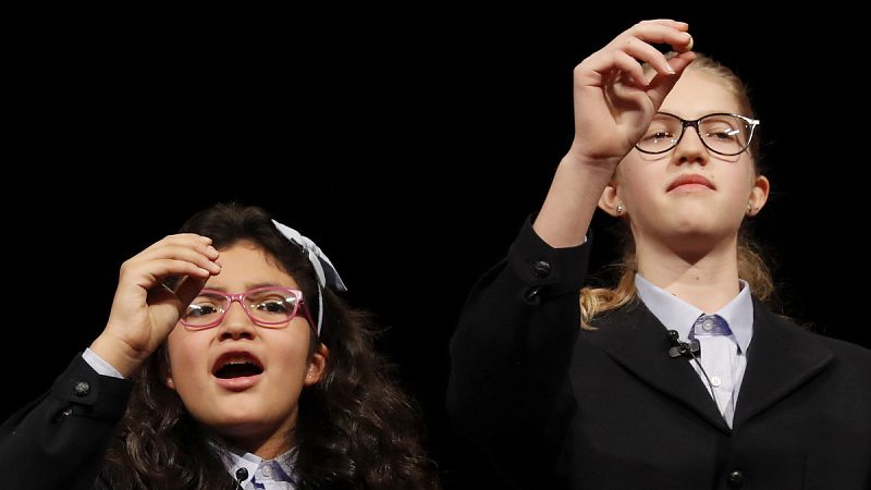 Nicol Valenzuela y Lorena stefan, las 'niñas de la suerte'