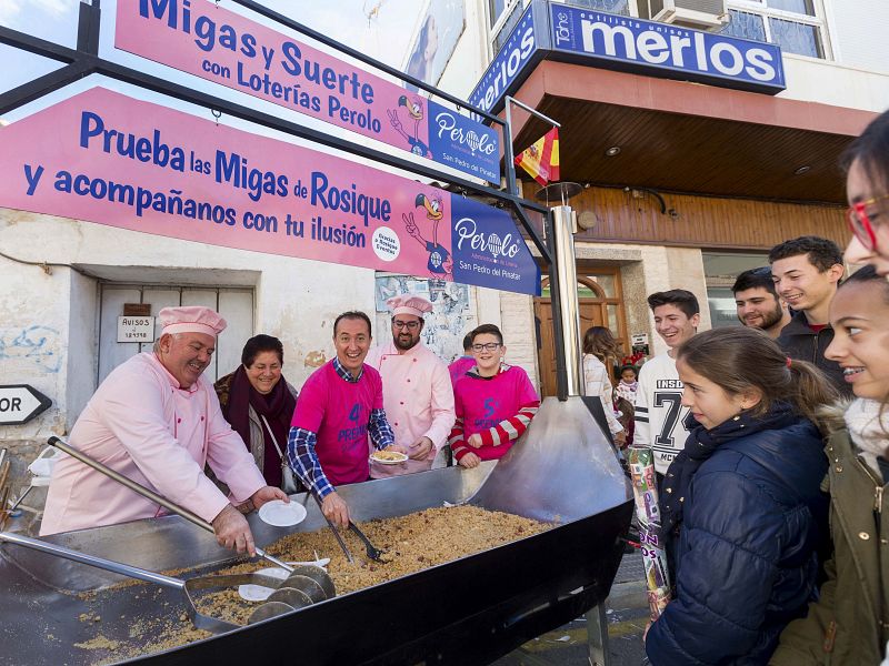Con migas, con jamón y con millones