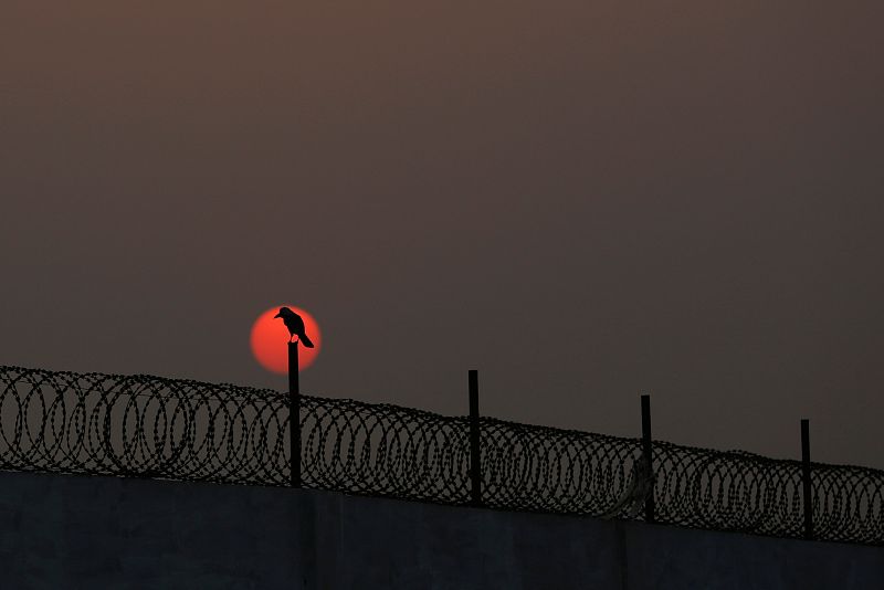 Última puesta de sol de 2016 en Karachi ,Pakistan