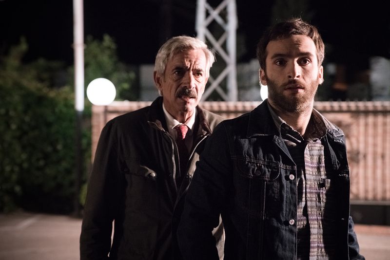 Antonio y Carlos, impactados por la deflagración