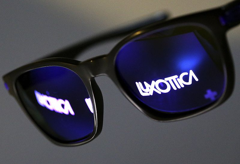 La francesa Essilor inicia la compra de Luxottica, fabricante de Ray-Ban y Oakley