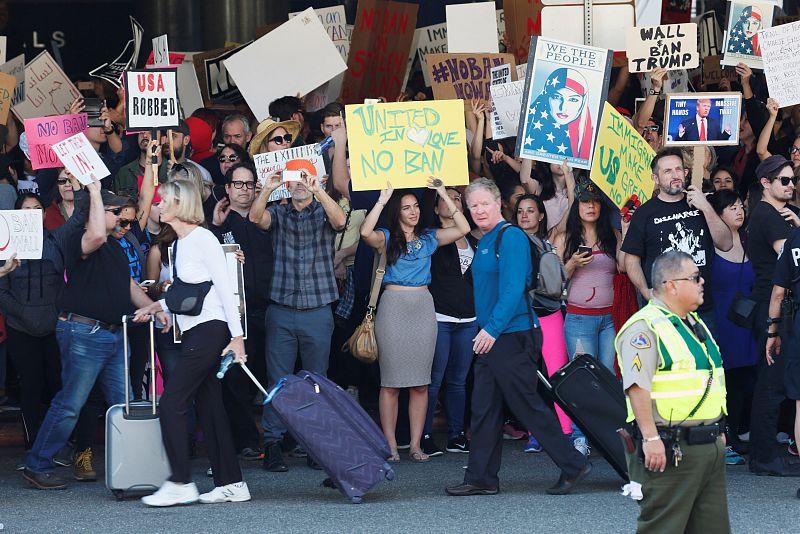 Numerosas protestas contra el veto migratorio recorren Estados Unidos