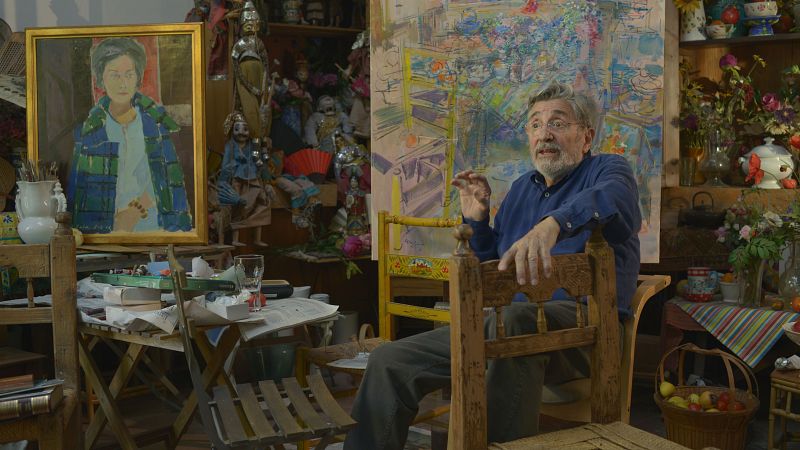 Con su hijo Julián y su pintura "Un mundo", recorremos la trayectoria vital y artística de la pintora Ángeles Santos