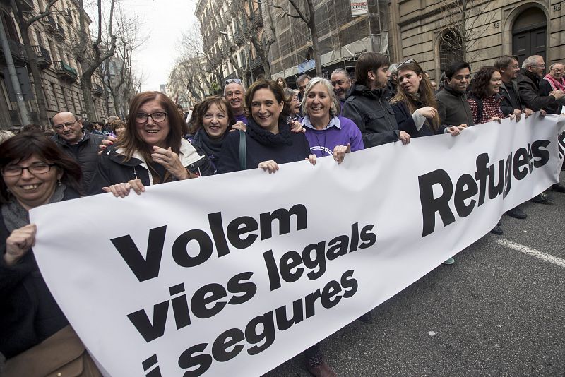 Manifestación en Barcelona por la acogida de refugiados