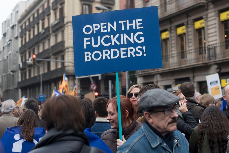 Manifestación en Barcelona por la acogida de refugiados